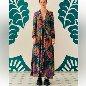 FARM Rio Cool Macaw Navy Maxi Dress Vibrant Floral Long Sleeve Size Medium
